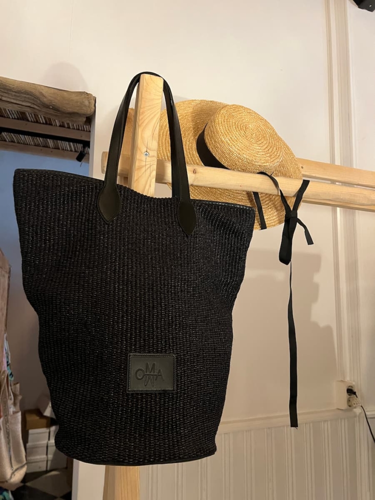 orra bag apostasis black