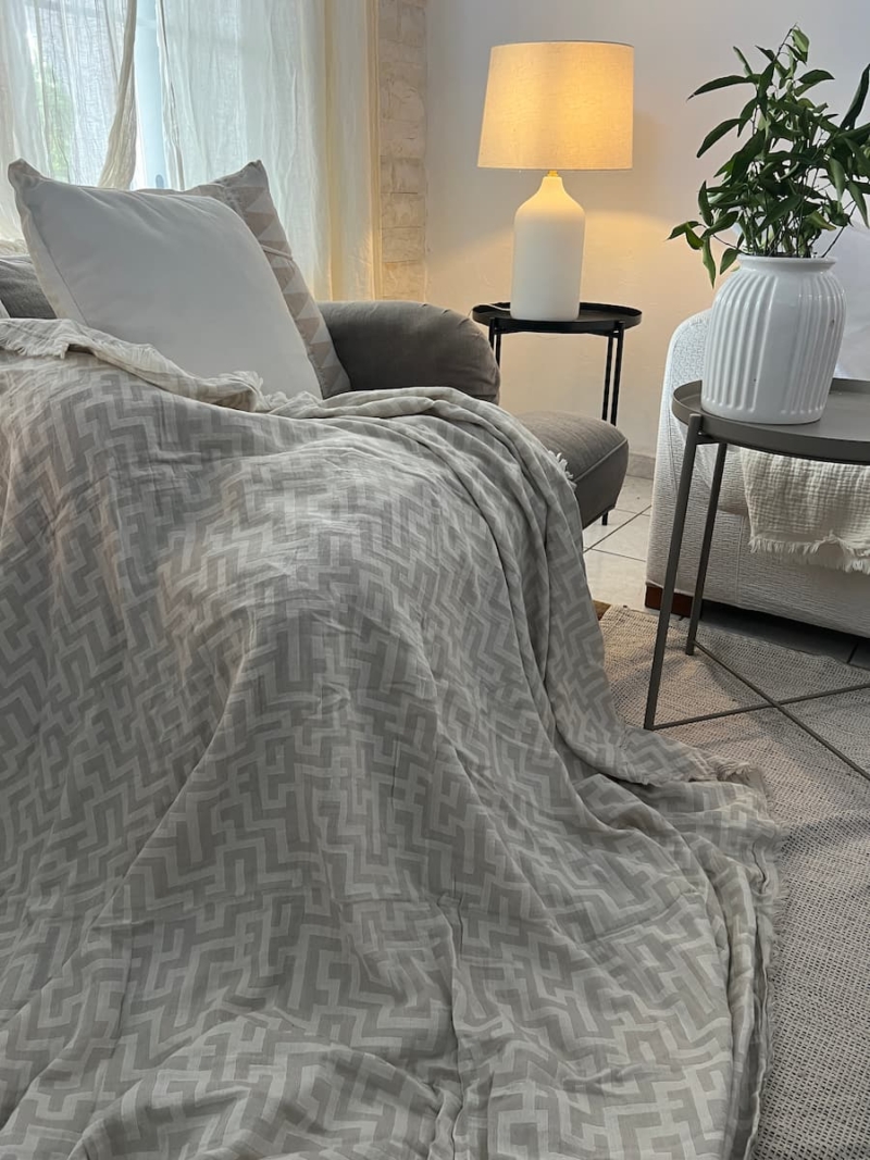 fouta throw lavirinthos beige 