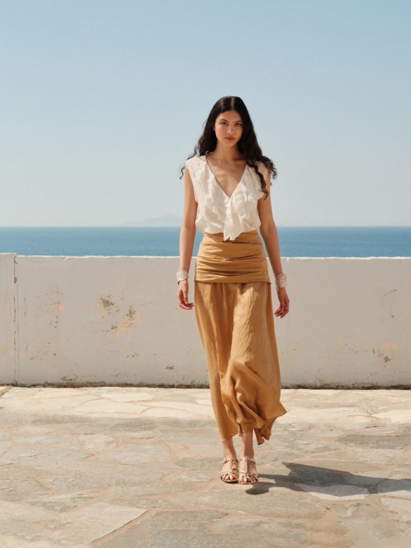 Devotion Twins Elaria blouse off white model look