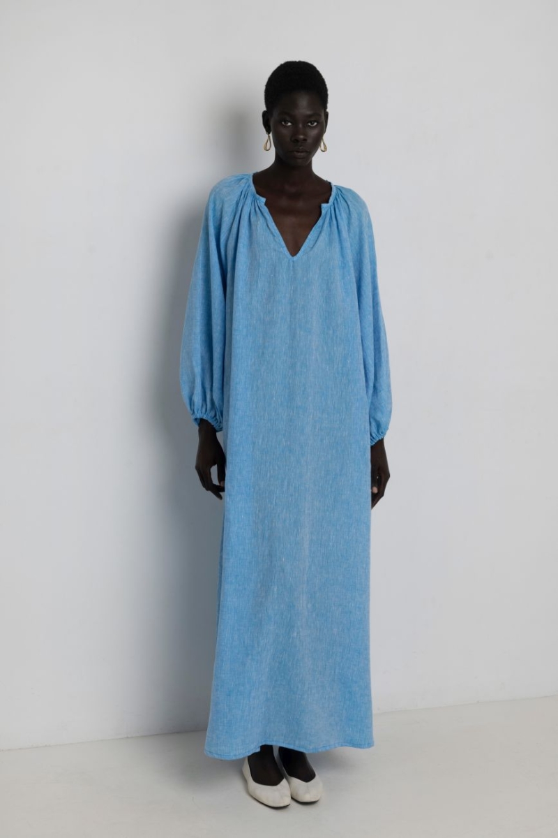yiorgos koylasidis ble dress