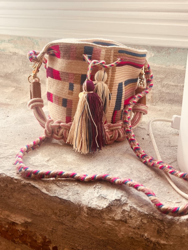 guanabana crossbody bag m with short macrame handle capricornus 